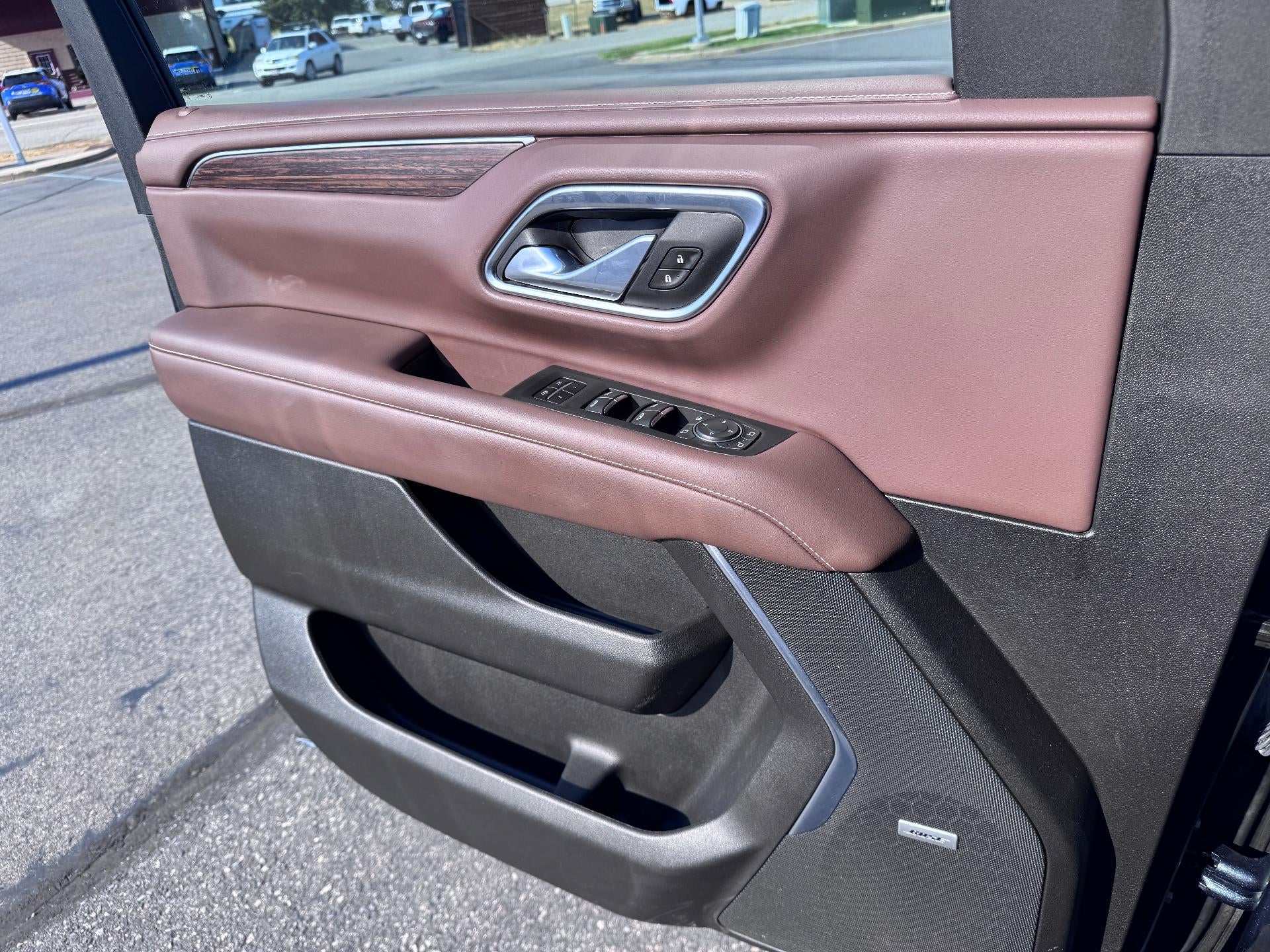 2021 Chevrolet Suburban HIGH COUNTRY / 6.2 LITER V8 / ADAPTIVE CRUISE / MAX TOW PCKG / 1 OWNER TRADE