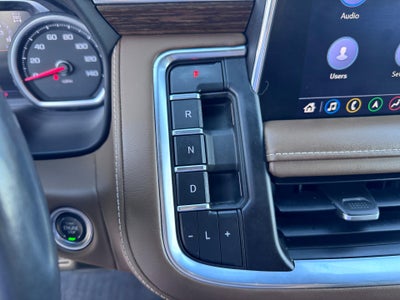 2021 Chevrolet Suburban HIGH COUNTRY / 6.2 LITER V8 / ADAPTIVE CRUISE / MAX TOW PCKG / 1 OWNER TRADE