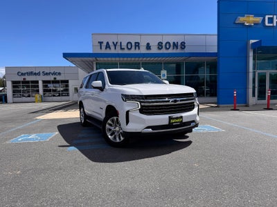 2022 Chevrolet Tahoe LT / 5.3 LITER V8 / MAX TOW PCKG / PANO SUNROOF / LOCAL TRADE / 50K MILES