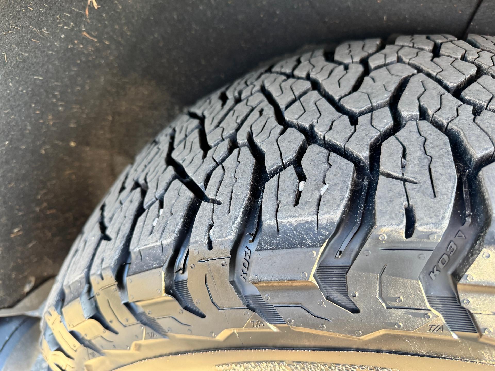 2022 Chevrolet Tahoe Z71 OFF ROAD / 5.3 LITER V8 / PANO SUNROOF / MAX TOW / LUXURY PCKG / LOCAL TRADE