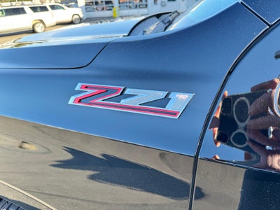 2022 Chevrolet Tahoe Z71 OFF ROAD / 5.3 LITER V8 / PANO SUNROOF / MAX TOW / LUXURY PCKG / LOCAL TRADE