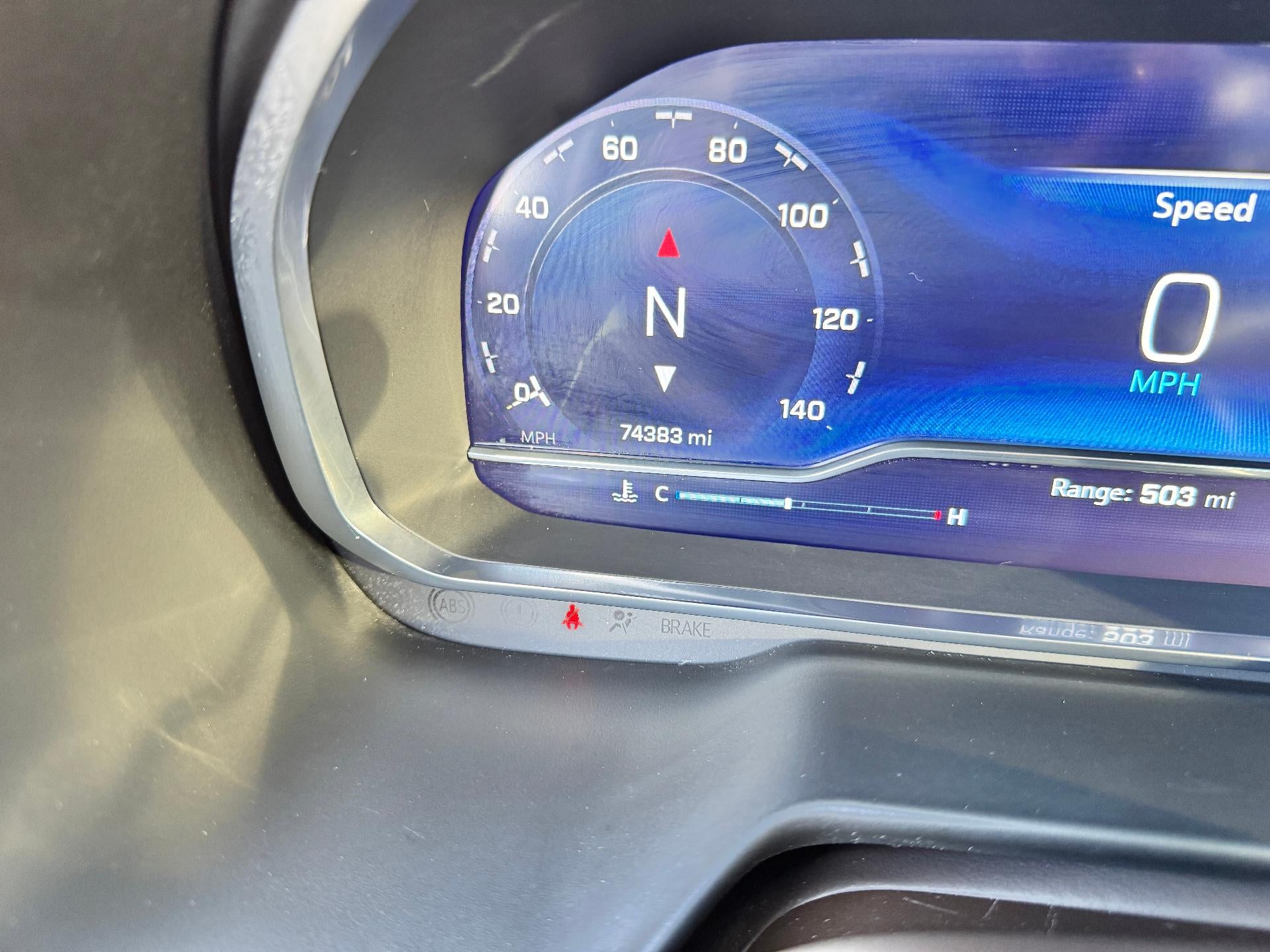 2022 Chevrolet Tahoe Z71 OFF ROAD / 5.3 LITER V8 / PANO SUNROOF / MAX TOW / LUXURY PCKG / LOCAL TRADE