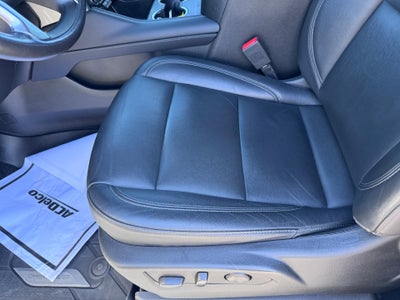 2021 Chevrolet Tahoe Z71 OFF ROAD / 5.3 LITER V8 / LUXURY PCKG / PANO SUNROOF / MAX TOW / 60K MILES