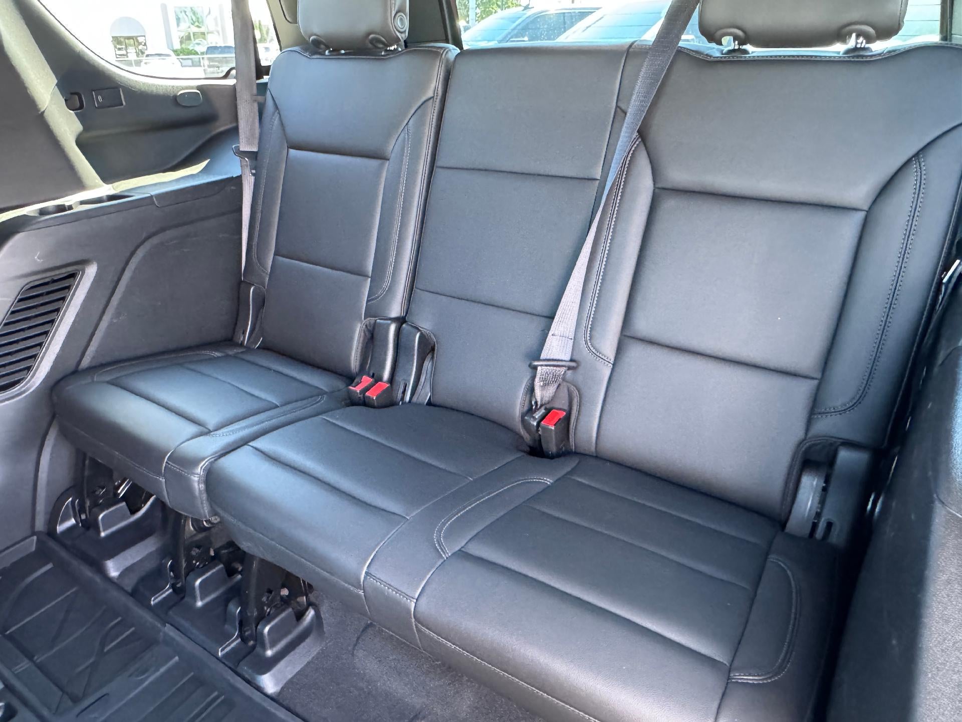 2021 Chevrolet Tahoe Z71 OFF ROAD / 5.3 LITER V8 / LUXURY PCKG / PANO SUNROOF / MAX TOW / 60K MILES