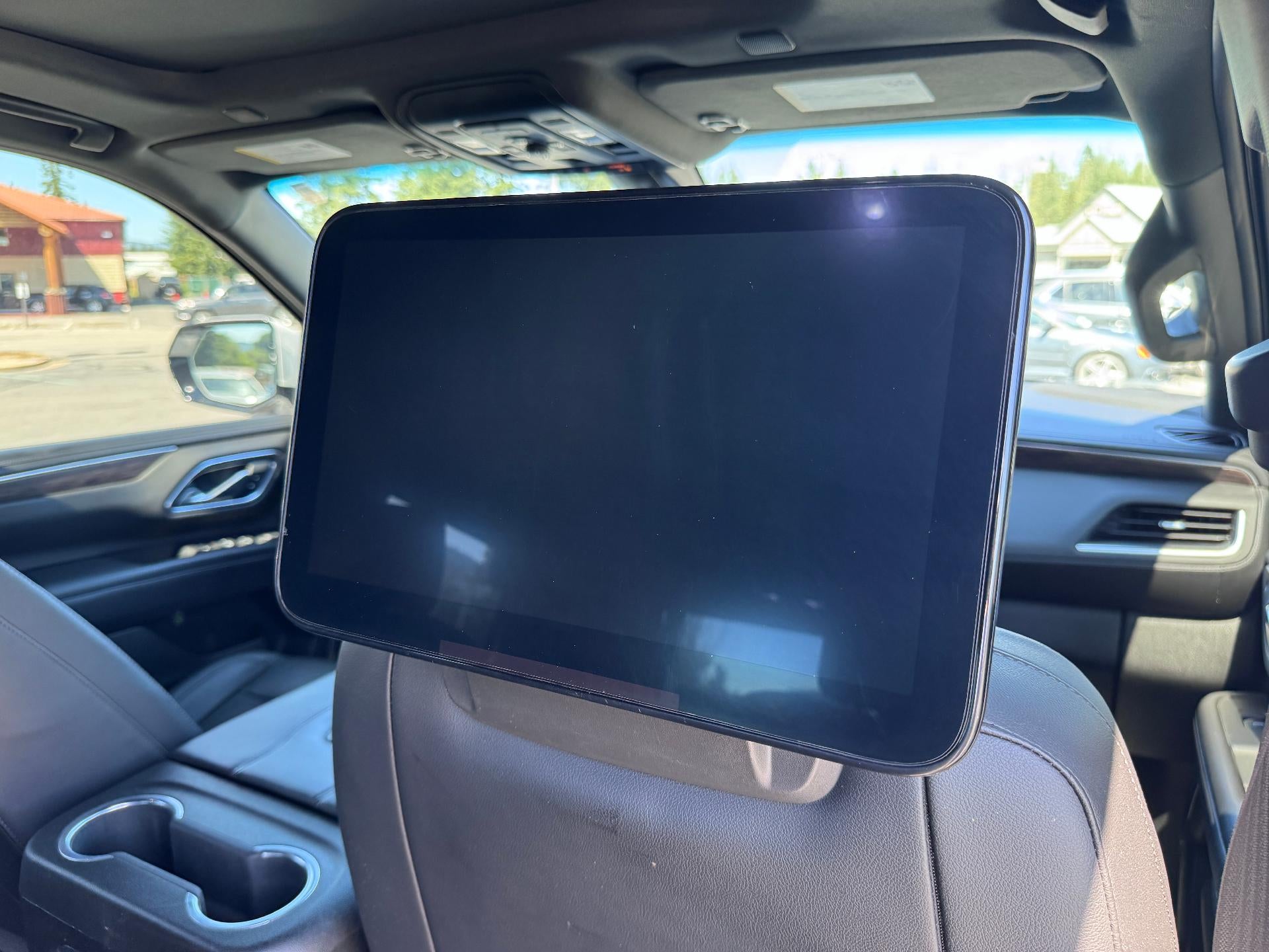 2021 Chevrolet Tahoe Z71 OFF ROAD / 5.3 LITER V8 / LUXURY PCKG / PANO SUNROOF / MAX TOW / 60K MILES
