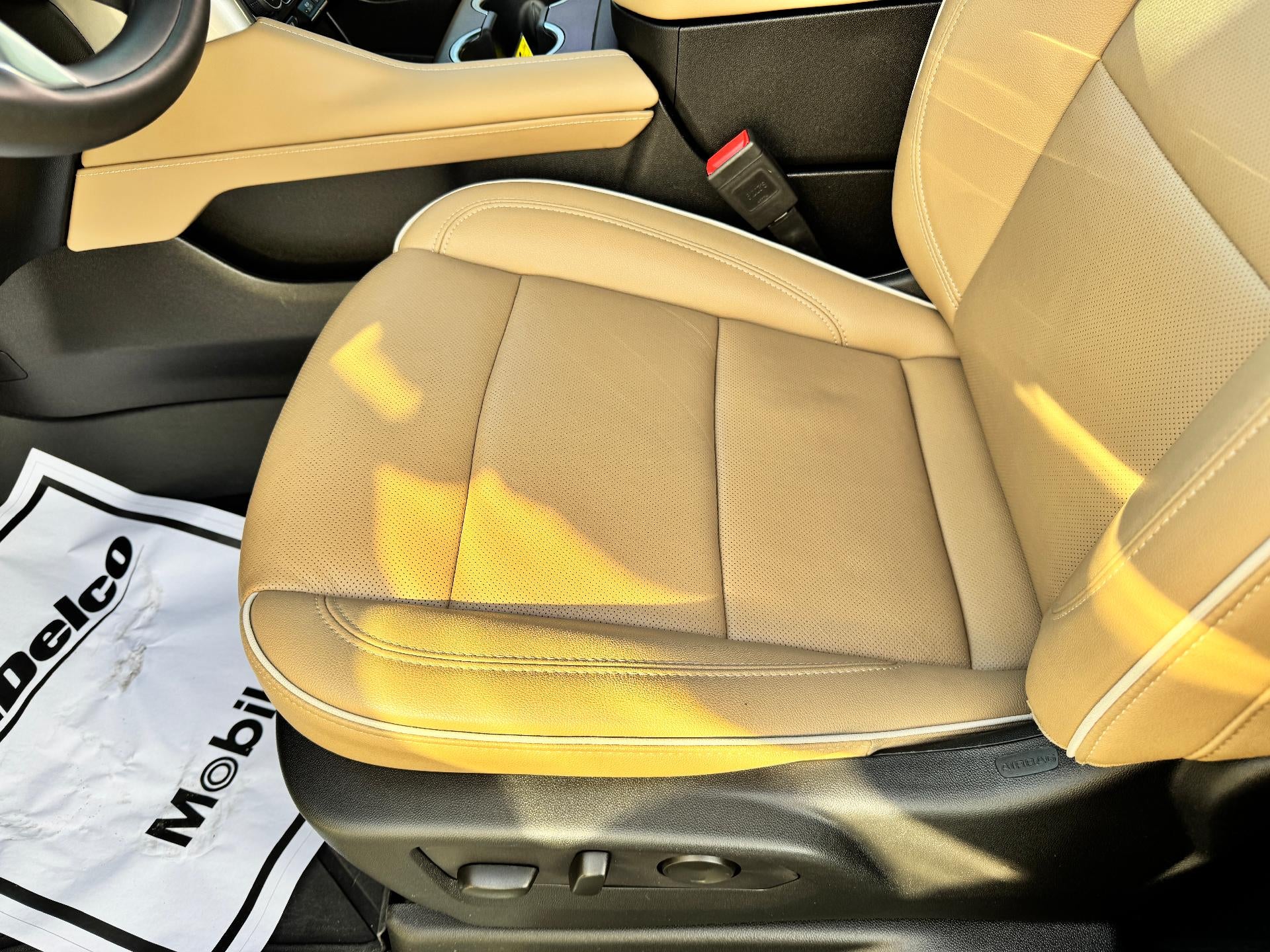 2024 Chevrolet Tahoe PREMIER / 6.2 LITER V8 / MAX TOW PCKG / SURROUND VISION / 1 OWNER / 23K MILES