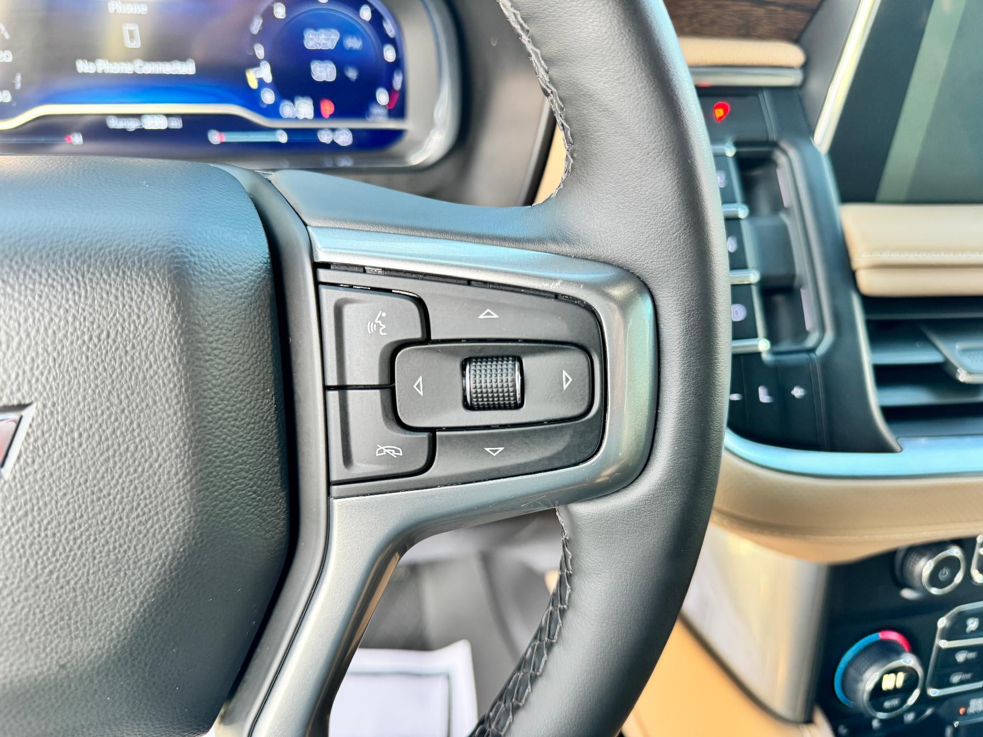 2024 Chevrolet Tahoe PREMIER / 6.2 LITER V8 / MAX TOW PCKG / SURROUND VISION / 1 OWNER / 23K MILES