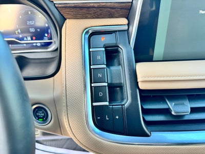 2024 Chevrolet Tahoe PREMIER / 6.2 LITER V8 / MAX TOW PCKG / SURROUND VISION / 1 OWNER / 23K MILES