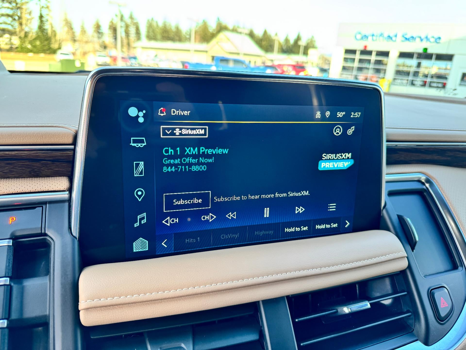 2024 Chevrolet Tahoe PREMIER / 6.2 LITER V8 / MAX TOW PCKG / SURROUND VISION / 1 OWNER / 23K MILES