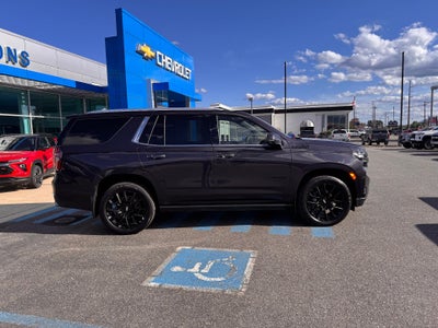 2023 Chevrolet Tahoe HIGH COUNTRY / 6.2 LITER V8 / PANO SUNROOF / 1 OWNER / LOCAL TRADE
