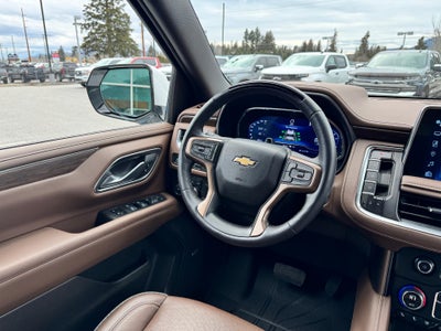 2024 Chevrolet Tahoe HIGH COUNTRY / 6.2 LITER V8 / PANO SUNROOF / SUPER CRUISE / REAR MEDIA / 1 OWNER / 15K MILES