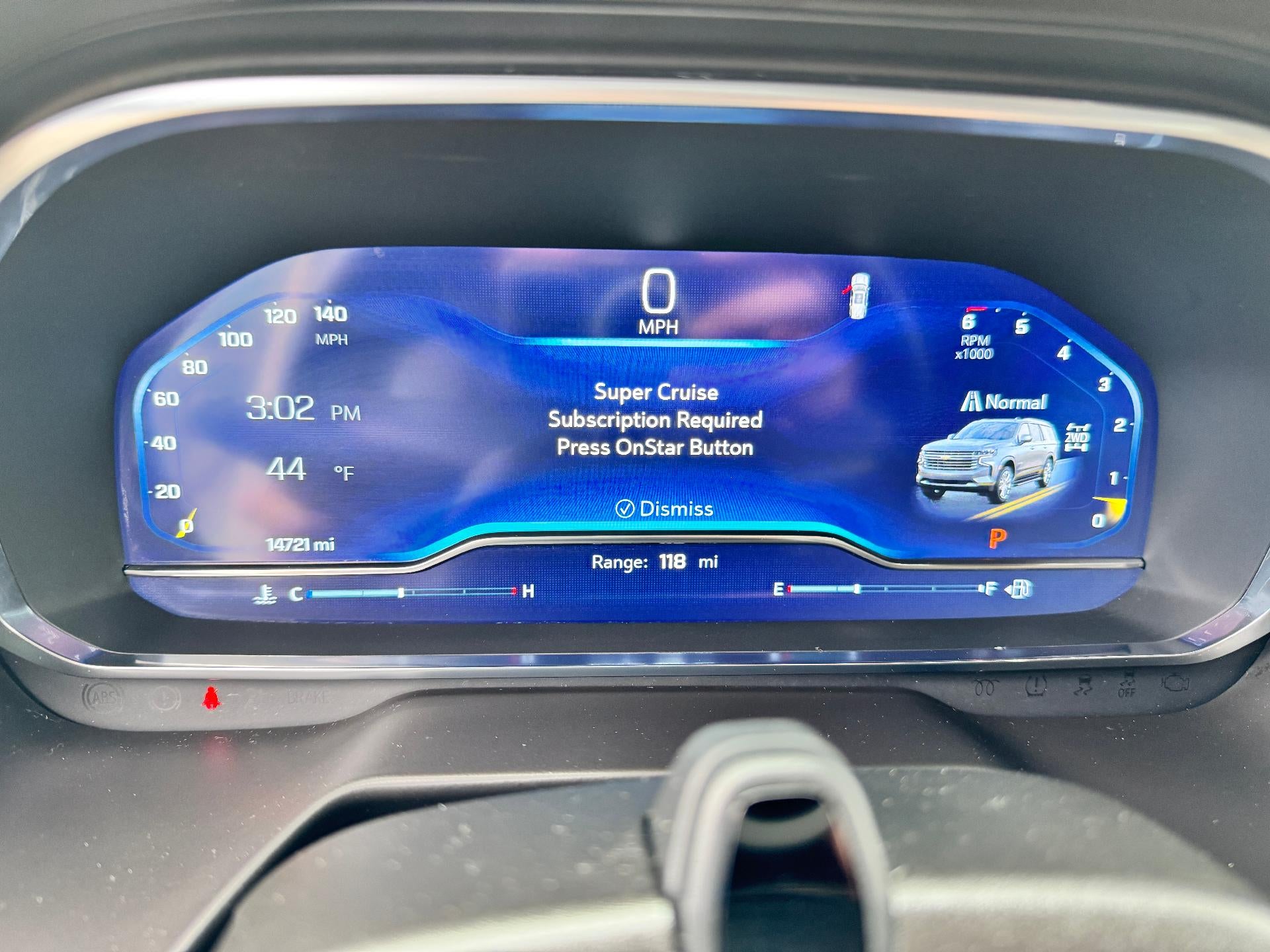 2024 Chevrolet Tahoe HIGH COUNTRY / 6.2 LITER V8 / PANO SUNROOF / SUPER CRUISE / REAR MEDIA / 1 OWNER / 15K MILES