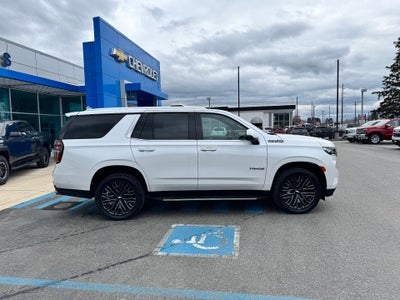 2024 Chevrolet Tahoe HIGH COUNTRY / 6.2 LITER V8 / PANO SUNROOF / SUPER CRUISE / REAR MEDIA / 1 OWNER / 15K MILES