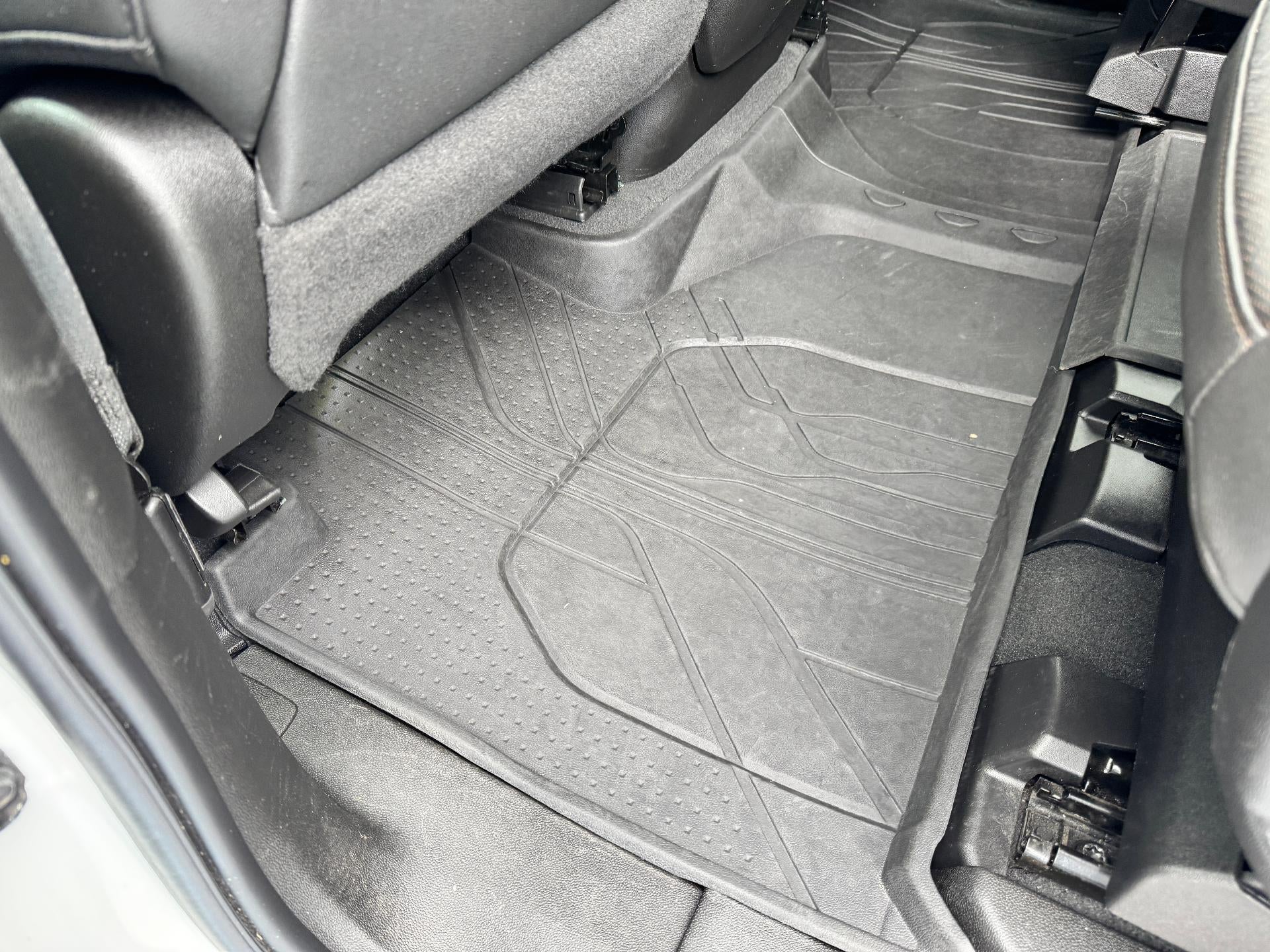 2024 Chevrolet Tahoe HIGH COUNTRY / 6.2 LITER V8 / ADAPTIVE CRUISE / 1 OWNER / LOCAL TRADE