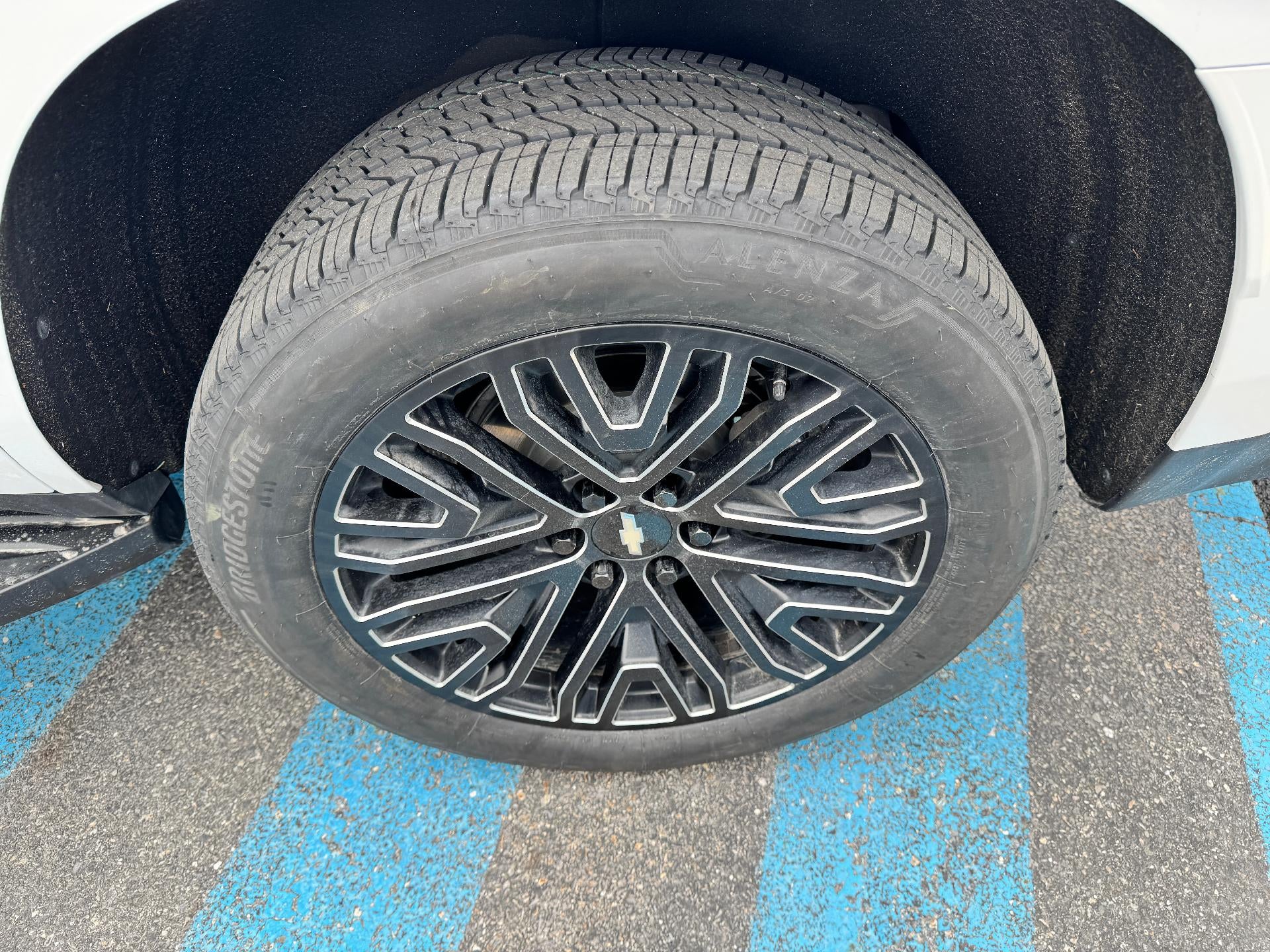 2024 Chevrolet Tahoe HIGH COUNTRY / 6.2 LITER V8 / ADAPTIVE CRUISE / 1 OWNER / LOCAL TRADE