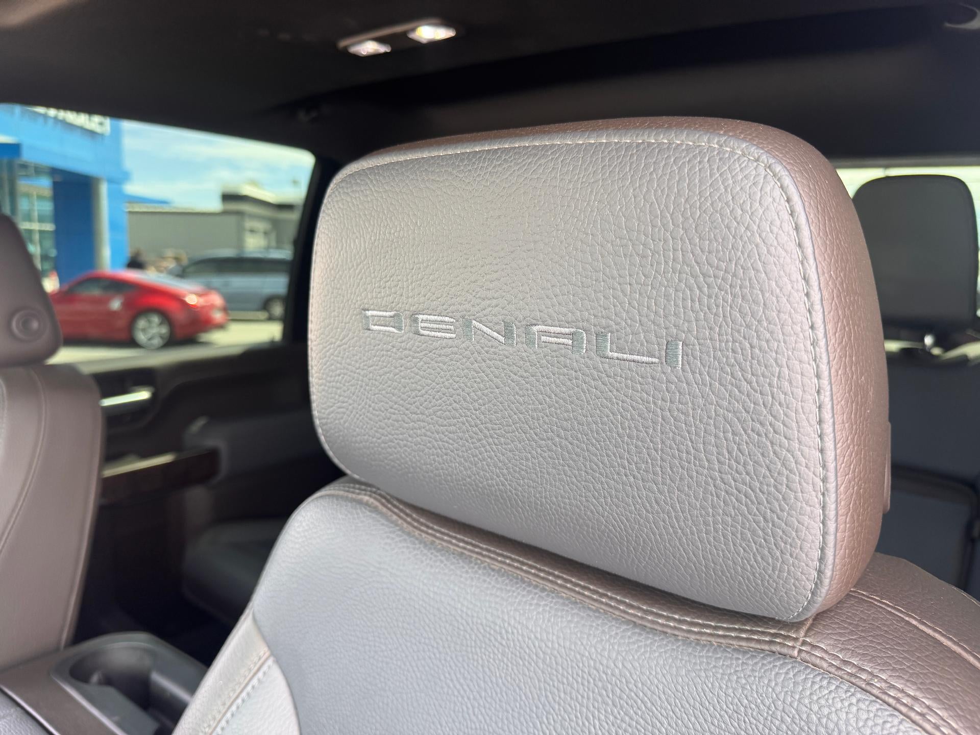 2020 GMC Sierra 2500 HD DENALI / CREW / DMAX DIESEL / ULTIMATE PCKG / SHORT BOX / 1 OWNER TRADE