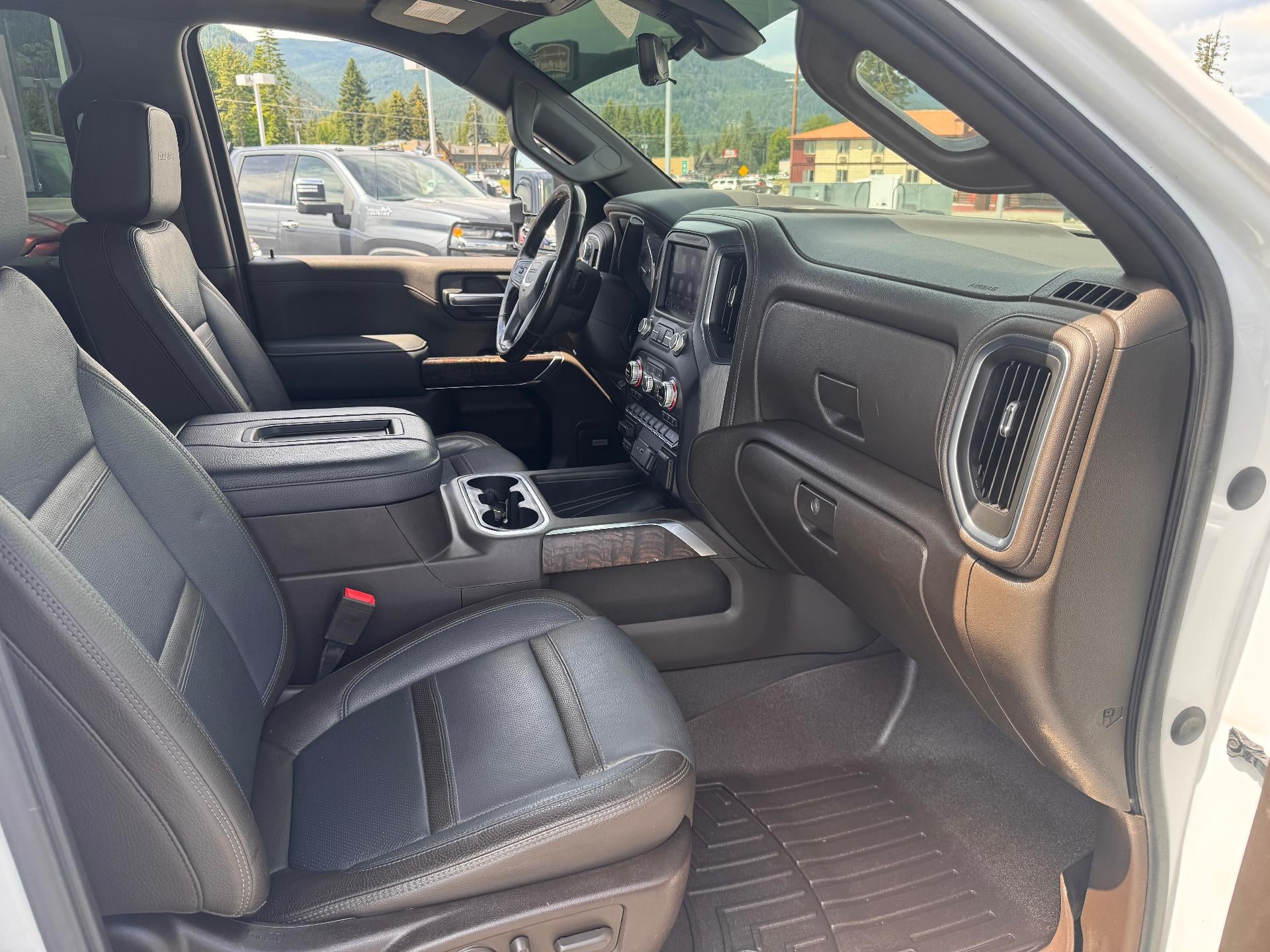 2020 GMC Sierra 2500 HD DENALI / CREW / DMAX DIESEL / ULTIMATE PCKG / SHORT BOX / 1 OWNER TRADE