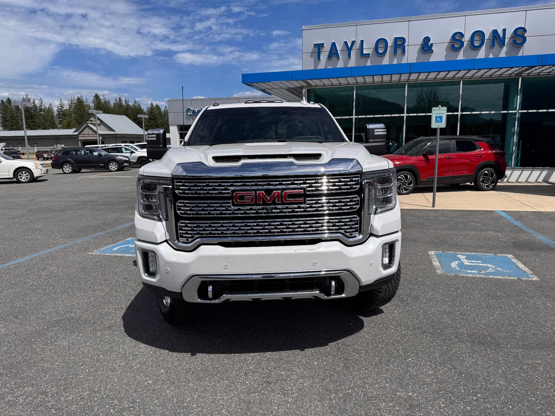 2020 GMC Sierra 2500 HD DENALI / CREW / DMAX DIESEL / ULTIMATE PCKG / SHORT BOX / 1 OWNER TRADE