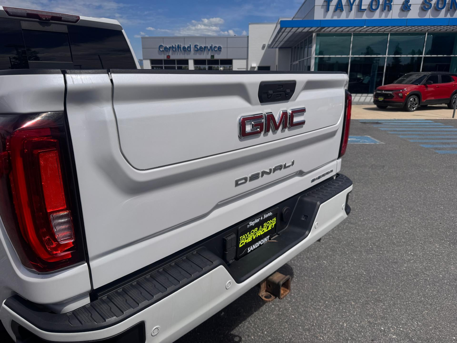 2020 GMC Sierra 2500 HD DENALI / CREW / DMAX DIESEL / ULTIMATE PCKG / SHORT BOX / 1 OWNER TRADE