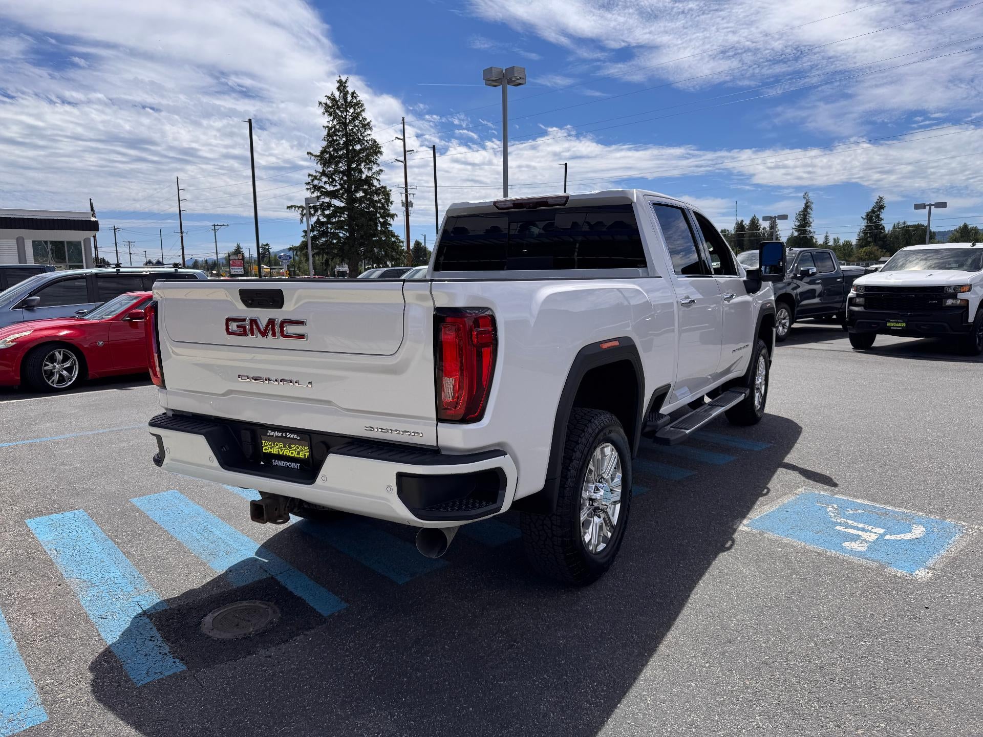 2020 GMC Sierra 2500 HD DENALI / CREW / DMAX DIESEL / ULTIMATE PCKG / SHORT BOX / 1 OWNER TRADE