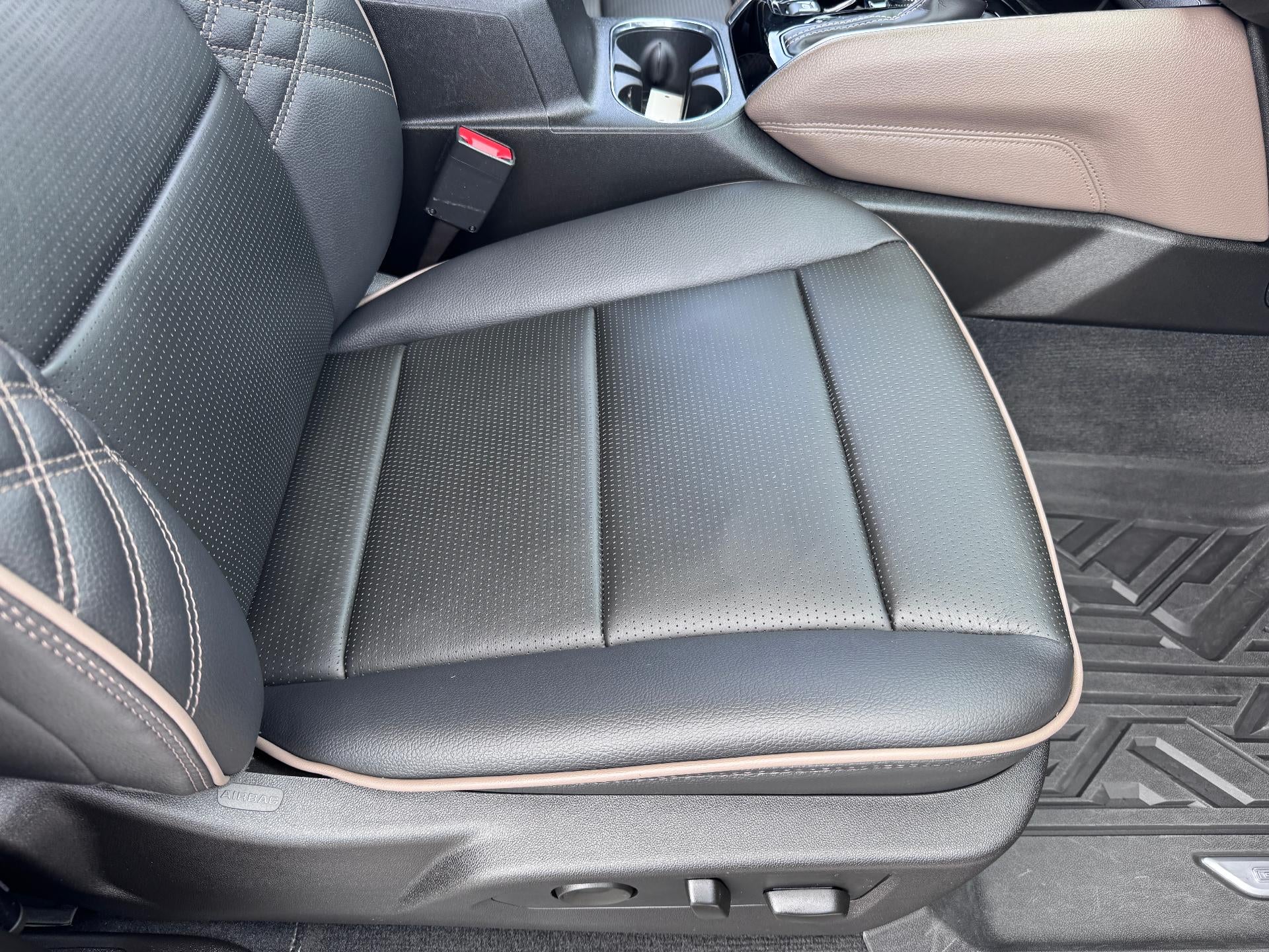 2025 GMC Canyon DENALI / CREW / 2.7 TURBOMAX / PANO SUNROOF / BLACK EDITION / 13K MILES