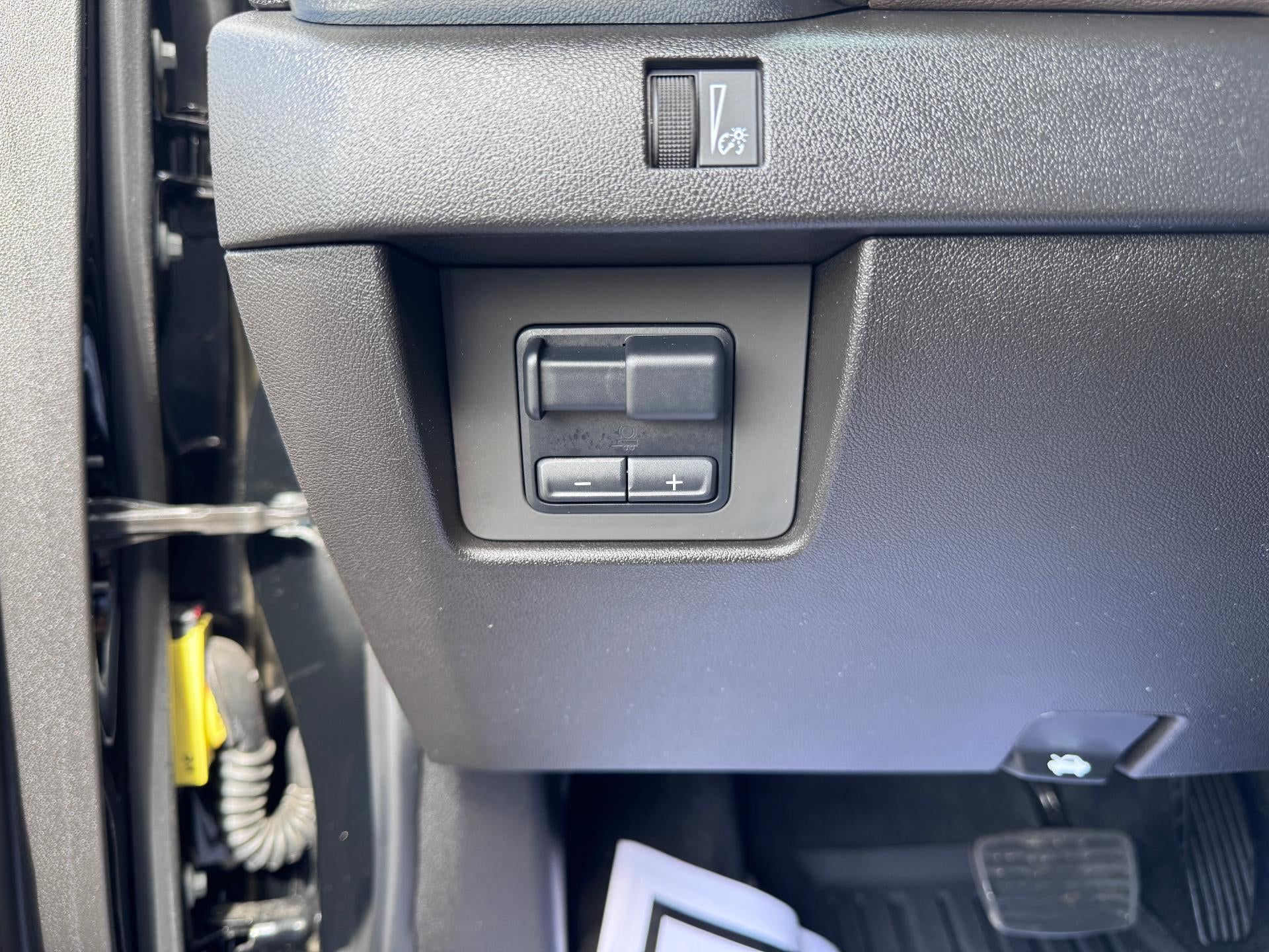 2025 GMC Canyon DENALI / CREW / 2.7 TURBOMAX / PANO SUNROOF / BLACK EDITION / 13K MILES