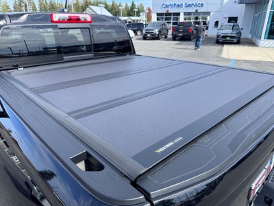 2025 GMC Canyon DENALI / CREW / 2.7 TURBOMAX / PANO SUNROOF / BLACK EDITION / 13K MILES