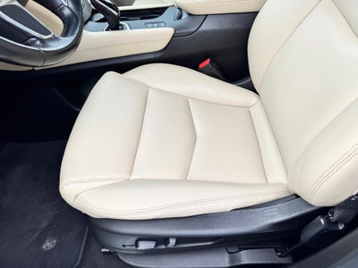 2019 Cadillac XT5 ALL WHEEL DRIVE / LEATHER / HEATED SEATS / LOCAL TRADE / 58K MILES