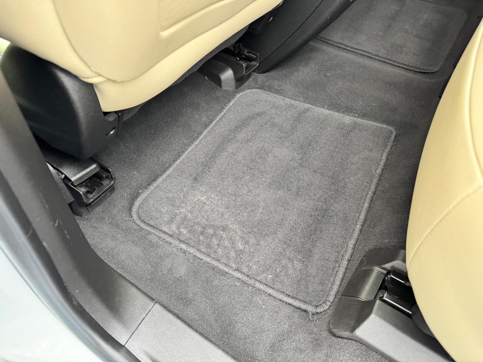 2019 Cadillac XT5 ALL WHEEL DRIVE / LEATHER / HEATED SEATS / LOCAL TRADE / 58K MILES