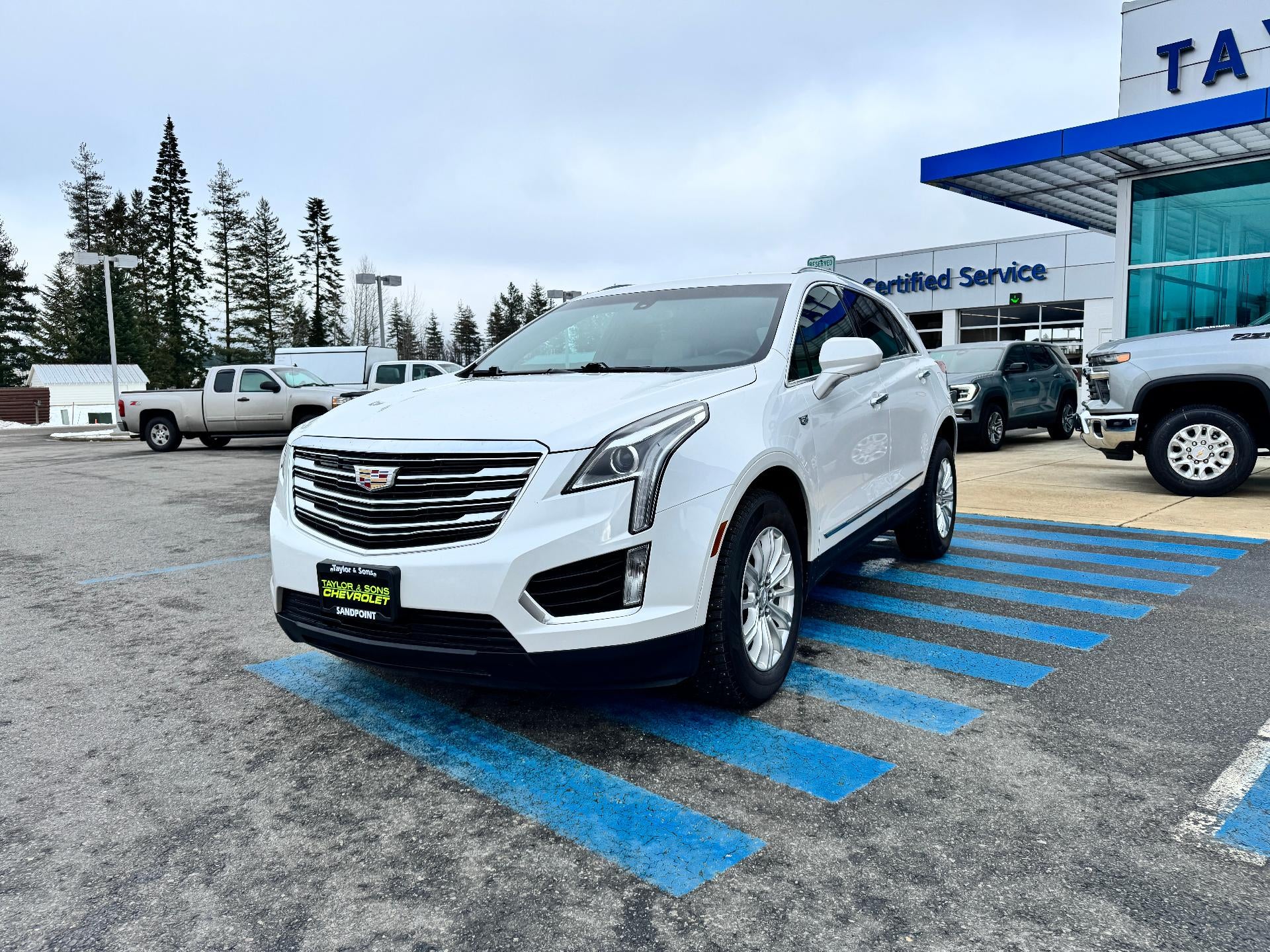2019 Cadillac XT5 ALL WHEEL DRIVE / LEATHER / HEATED SEATS / LOCAL TRADE / 58K MILES