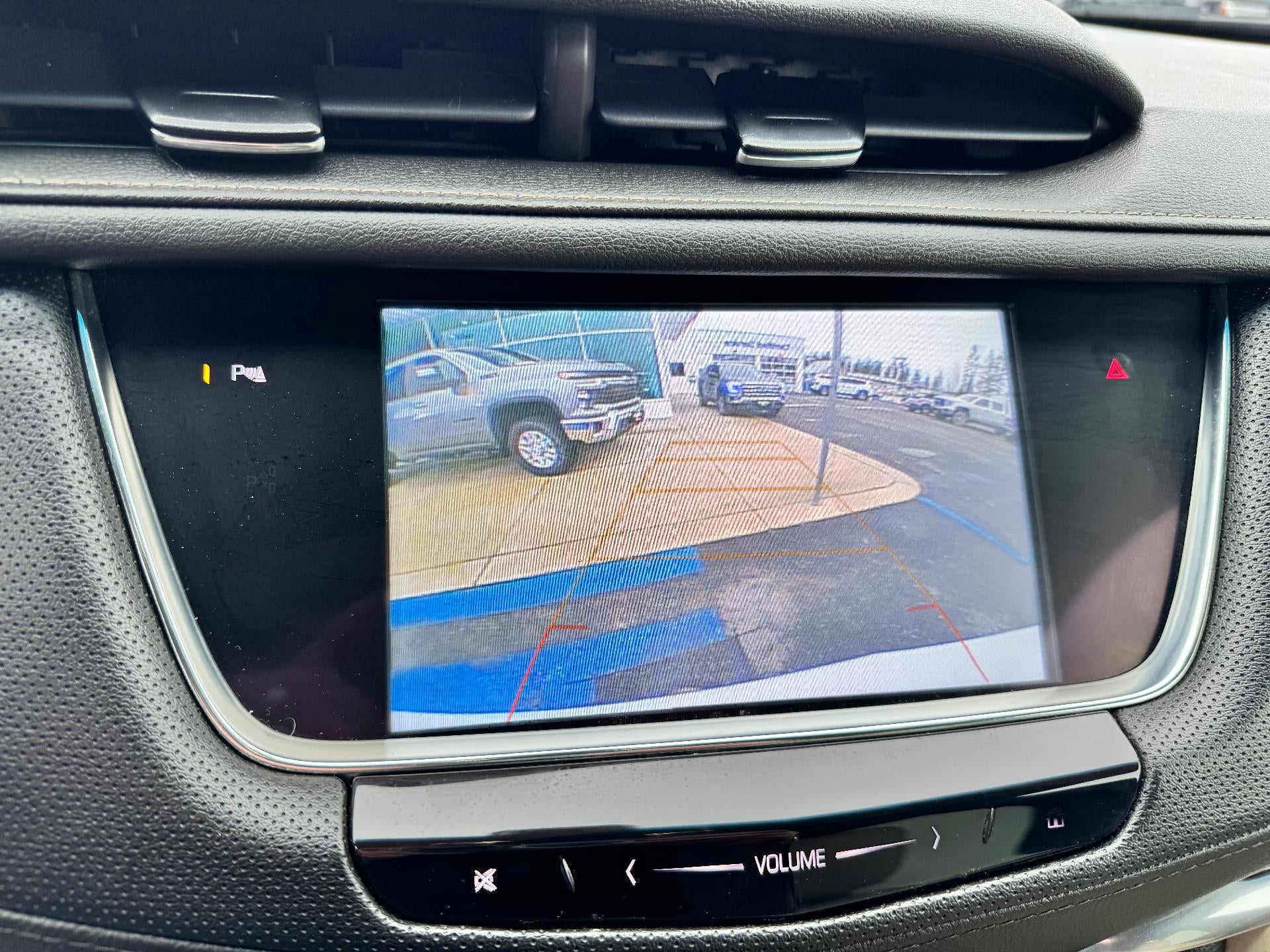 2019 Cadillac XT5 ALL WHEEL DRIVE / LEATHER / HEATED SEATS / LOCAL TRADE / 58K MILES