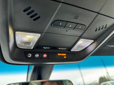 2019 Cadillac XT5 ALL WHEEL DRIVE / LEATHER / HEATED SEATS / LOCAL TRADE / 58K MILES