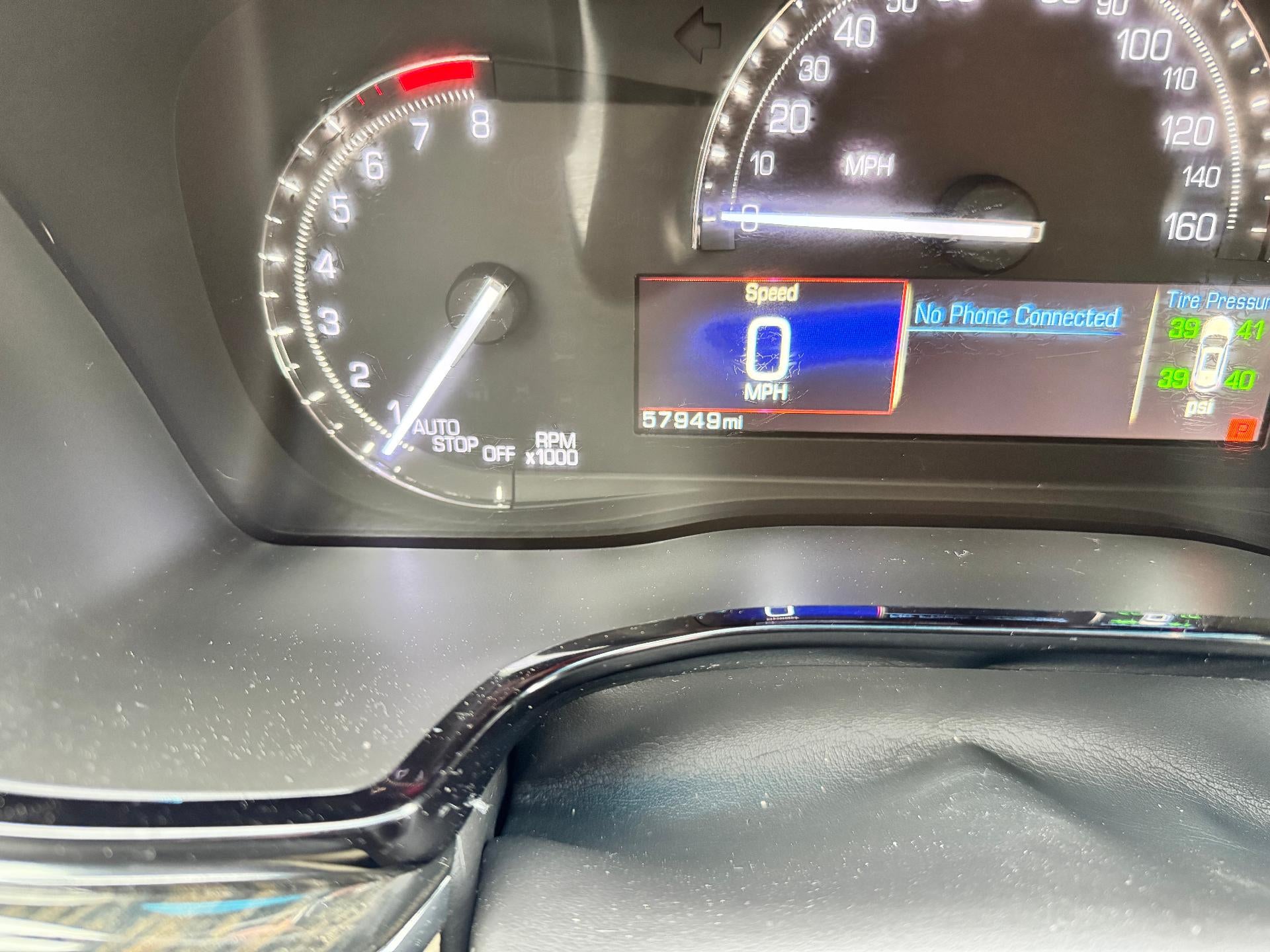 2019 Cadillac XT5 ALL WHEEL DRIVE / LEATHER / HEATED SEATS / LOCAL TRADE / 58K MILES