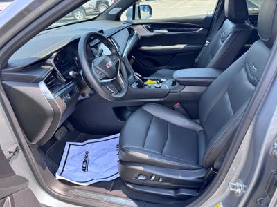 2025 Cadillac XT5 PREMIUM LUXURY / ALL WHEEL DRIVE / 3.6 LITER V6 / SUNROOF / WARRANTY / 22K MILES
