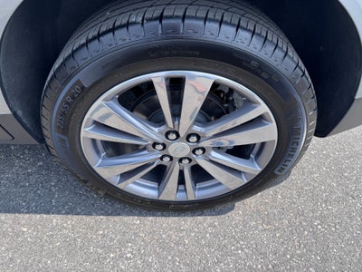 2025 Cadillac XT5 PREMIUM LUXURY / ALL WHEEL DRIVE / 3.6 LITER V6 / SUNROOF / WARRANTY / 22K MILES