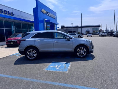 2025 Cadillac XT5 PREMIUM LUXURY / ALL WHEEL DRIVE / 3.6 LITER V6 / SUNROOF / WARRANTY / 22K MILES