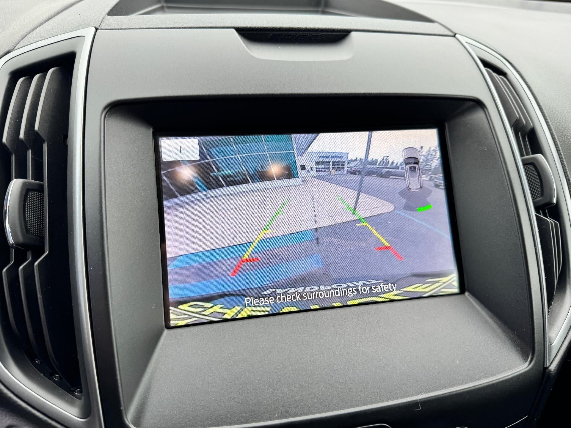 2020 Ford Edge SE / ALL WHEEL DRIVE / 2.0 TURBO / LOCAL TRADE / 31K MILES