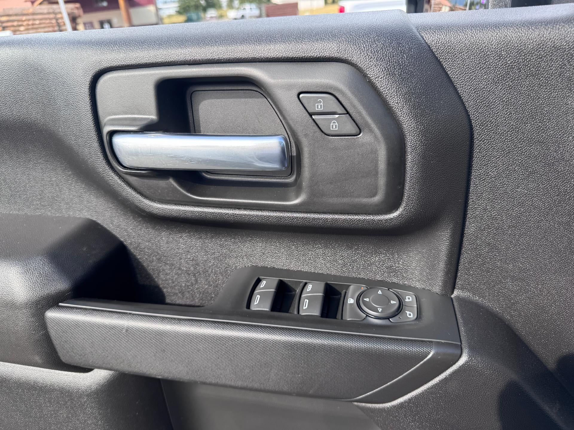 2026 Chevrolet Silverado 2500 HD CUSTOM / CREW / 6.6 LITER GAS V8 / Z71 OFF ROAD / STANDARD BOX / 1 OWNER / 15K MILES