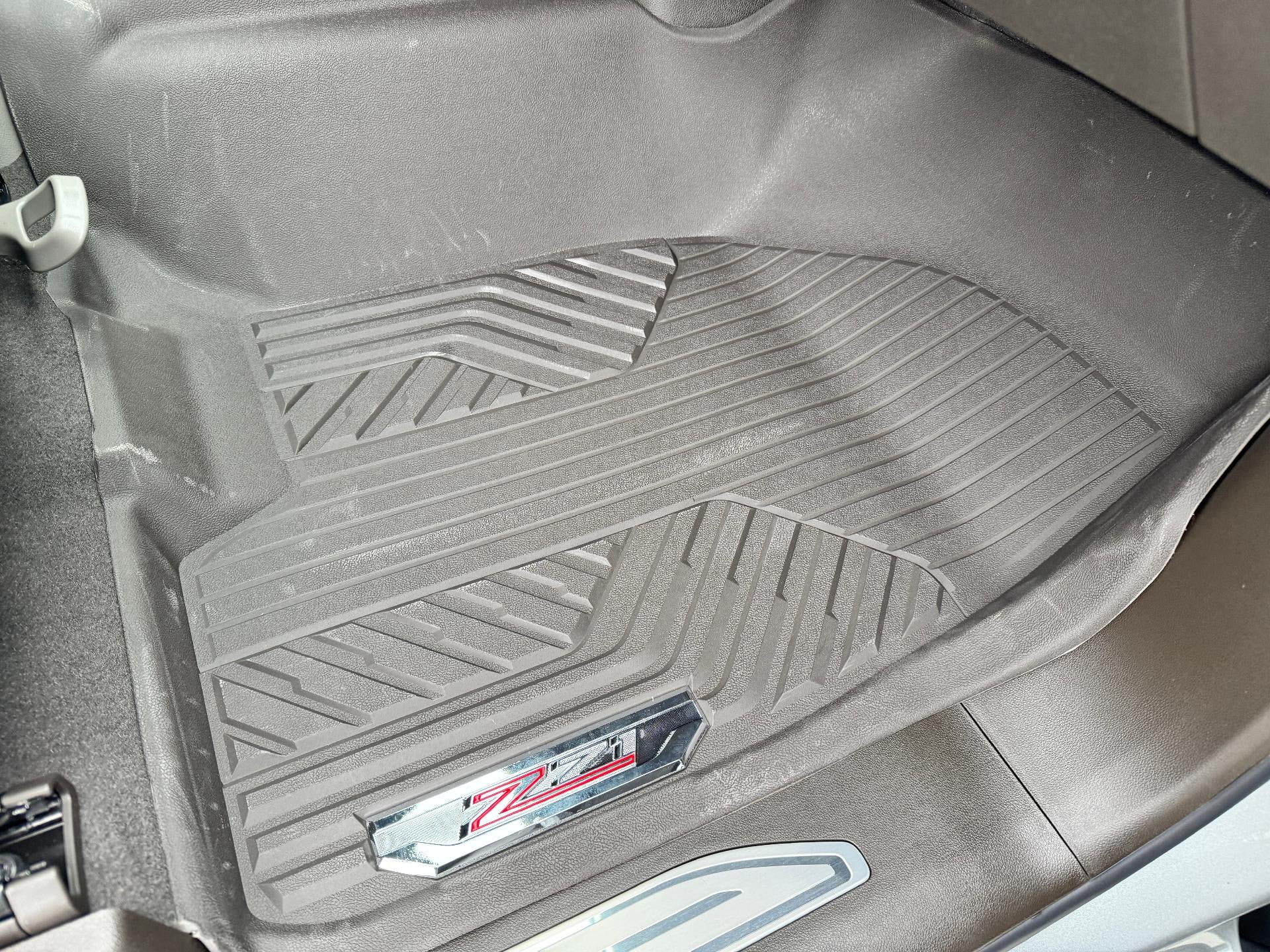 2026 Chevrolet Silverado 2500 HD LT / CREW / 6.6 LITER GAS V8 / Z71 OFF ROAD / LEATHER / STANDARD BOX