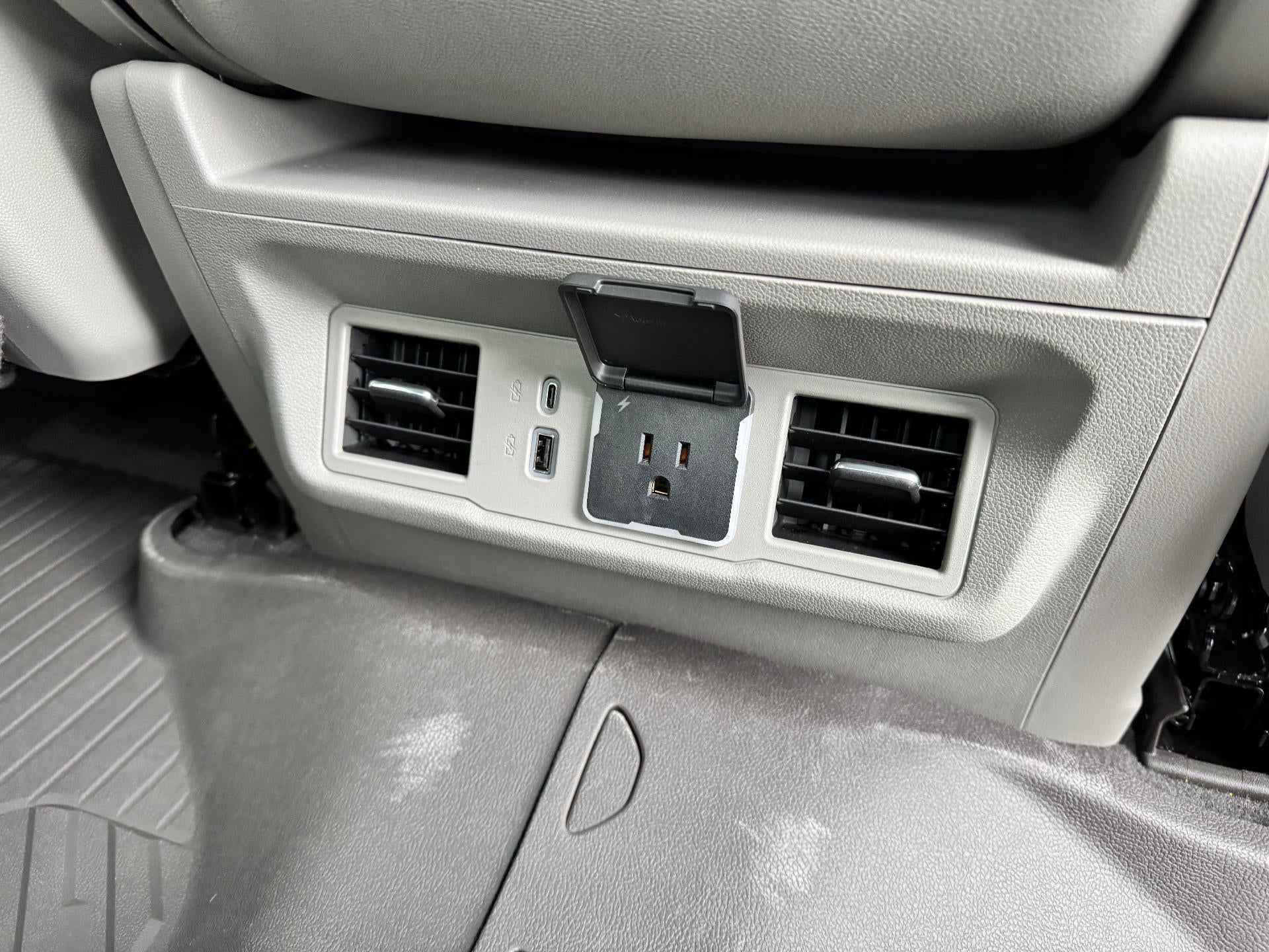 2026 Chevrolet Silverado 2500 HD LT / CREW / 6.6 LITER GAS V8 / Z71 OFF ROAD / LEATHER / STANDARD BOX