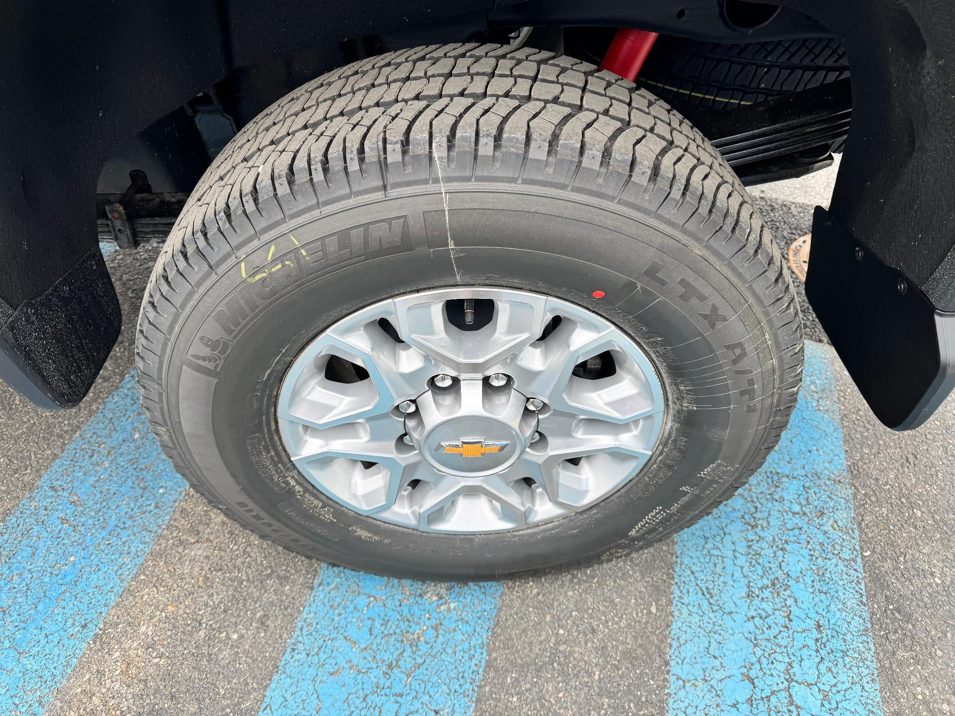 2026 Chevrolet Silverado 2500 HD LT / CREW / 6.6 LITER GAS V8 / Z71 OFF ROAD / LEATHER / STANDARD BOX