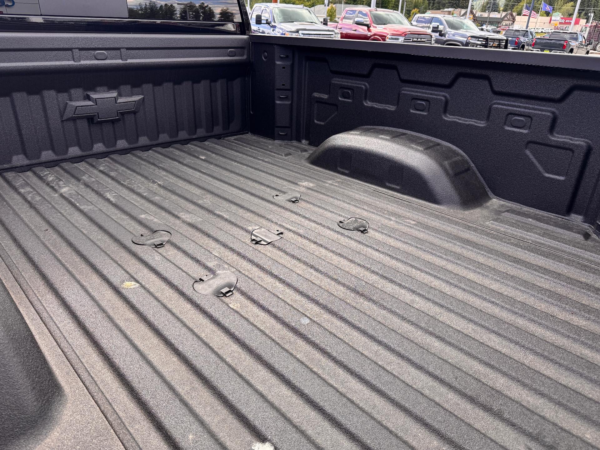 2026 Chevrolet Silverado 2500 HD LT / CREW / 6.6 LITER GAS V8 / TRAIL BOSS / LEATHER / SURROND VISION / STANDARD BOX