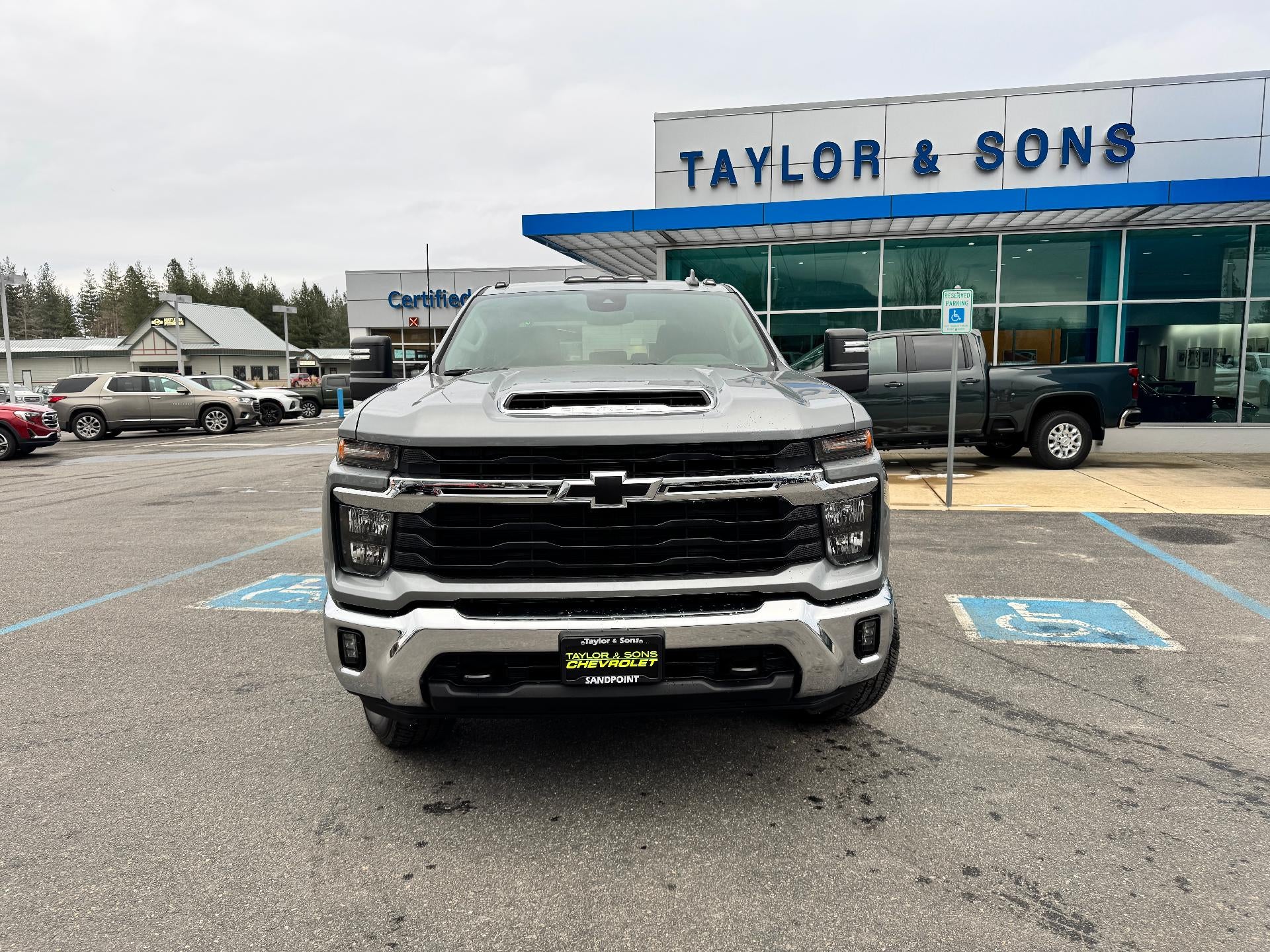 2026 Chevrolet Silverado 3500 HD LT / CREW / DMAX DIESEL / Z71 OFF ROAD / ADAPTIVE CRUISE / STANDARD BOX