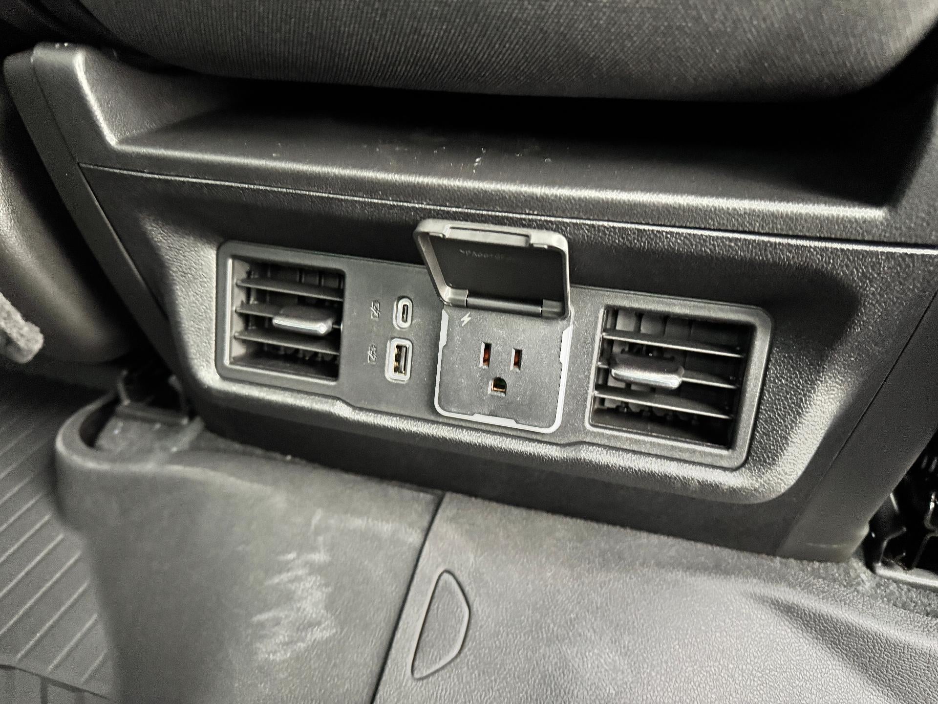 2026 Chevrolet Silverado 3500 HD LT / CREW / DMAX DIESEL / Z71 OFF ROAD / ADAPTIVE CRUISE / STANDARD BOX