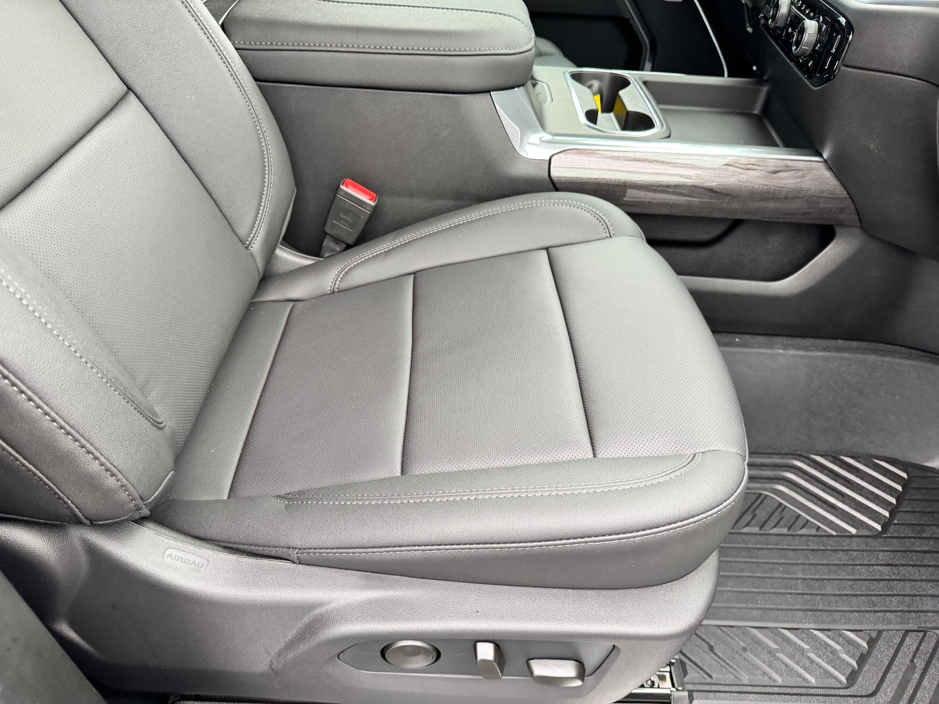 2026 Chevrolet Silverado 3500 HD LTZ / CREW / DMAX DIESEL / PREMIUM PCKG / TECH PCKG / Z71 OFF ROAD / STANDARD BOX