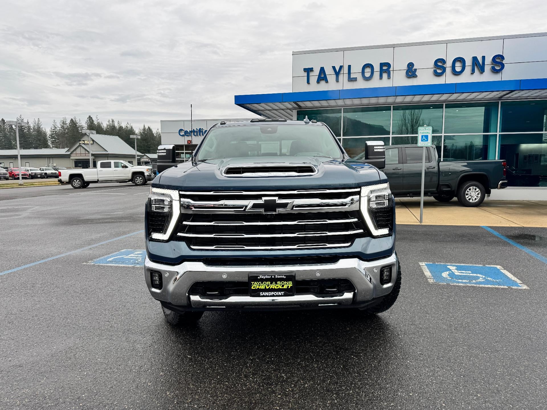 2026 Chevrolet Silverado 3500 HD LTZ / CREW / DMAX DIESEL / PREMIUM PCKG / TECH PCKG / Z71 OFF ROAD / STANDARD BOX