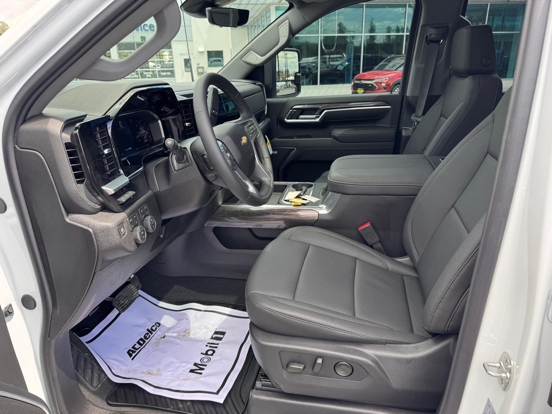 2026 Chevrolet Silverado 3500 HD LTZ / CREW / DMAX DIESEL / Z71 CHROME SPORT / TECH PCKG / STANDARD BOX