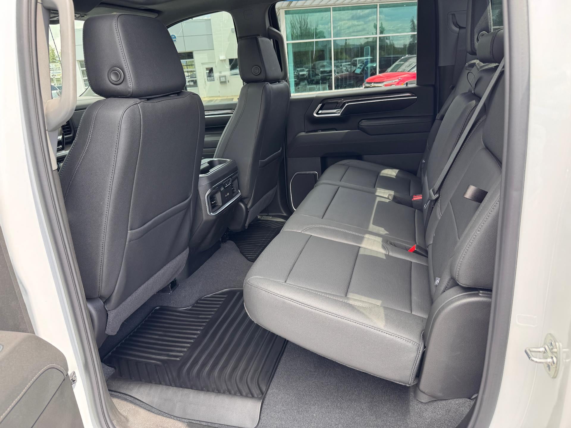 2026 Chevrolet Silverado 3500 HD LTZ / CREW / DMAX DIESEL / Z71 CHROME SPORT / TECH PCKG / STANDARD BOX