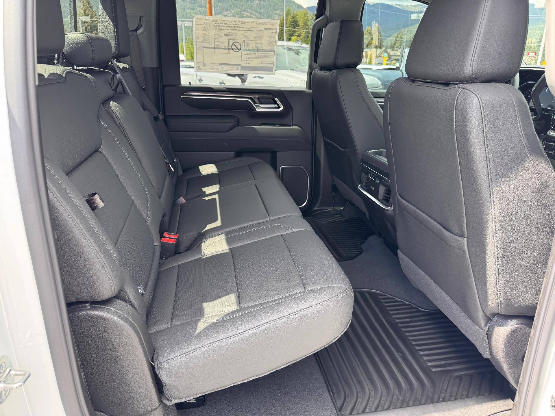 2026 Chevrolet Silverado 3500 HD LTZ / CREW / DMAX DIESEL / Z71 CHROME SPORT / TECH PCKG / STANDARD BOX