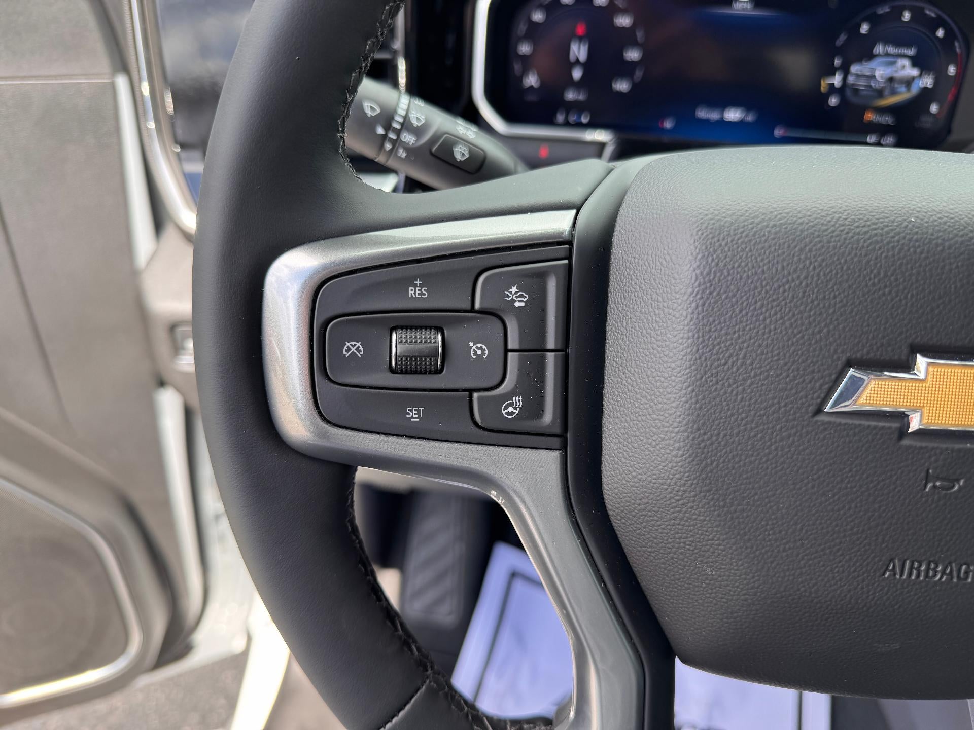 2026 Chevrolet Silverado 3500 HD LTZ / CREW / DMAX DIESEL / Z71 CHROME SPORT / TECH PCKG / STANDARD BOX